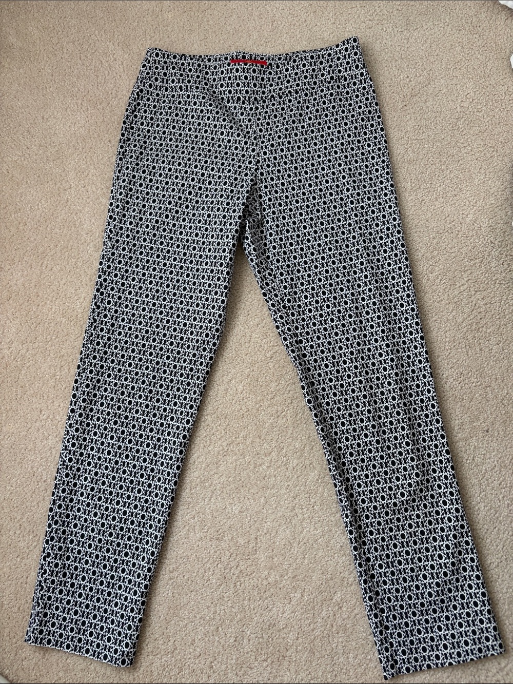 Krazy Larry Women’s Black & White Geometric Print Pants